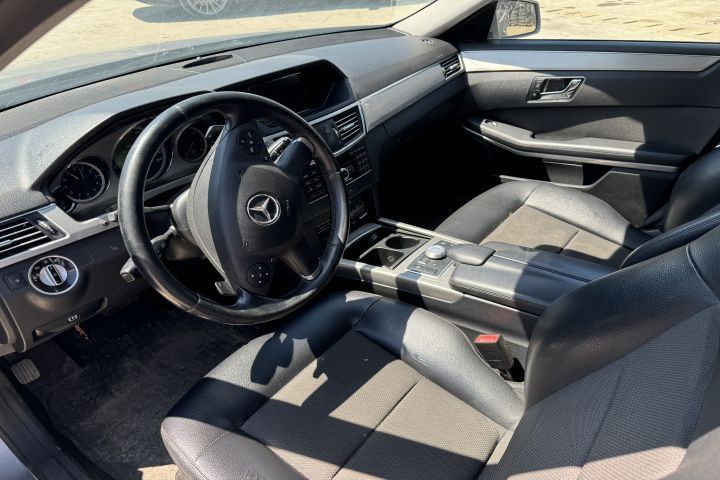 Aparatoare / Carenaj noroi spate dreapta Mercedes-Benz E-Class W212 [