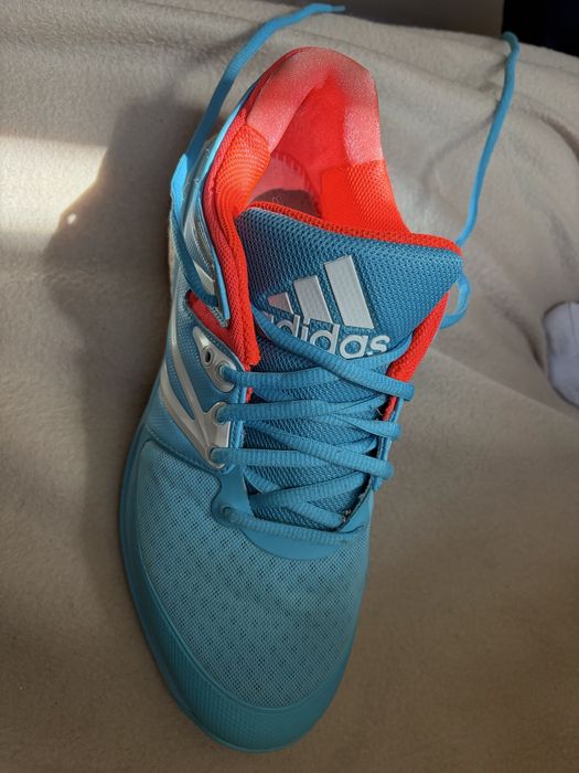 Маратонки adidas stabil boost