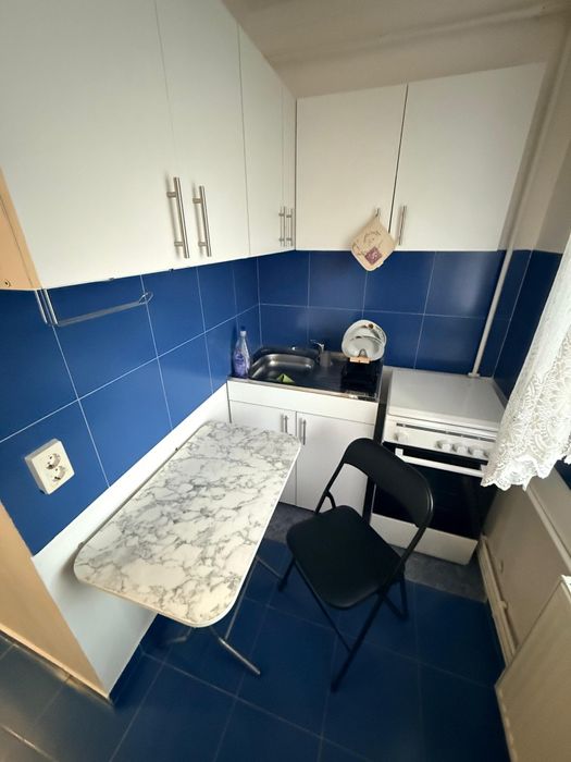 Inchiriez garsoniera tudor vladimirescu