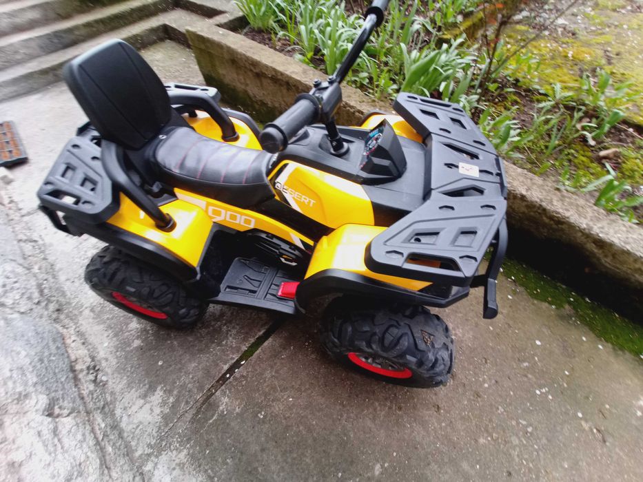 Акумулаторно бъги Moni - Desert, XMX607, жълт металик