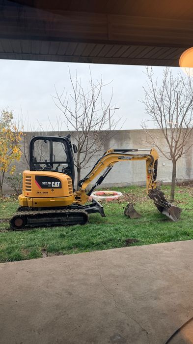 Închiriere mini excavator CAT 3 tone București Ilfov