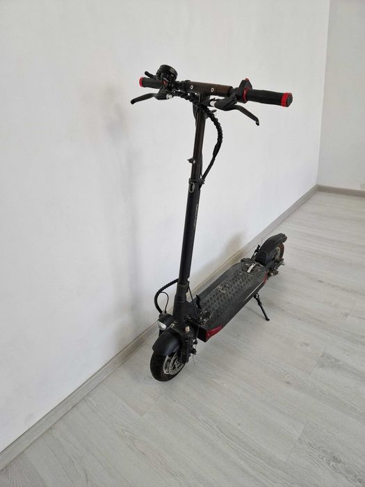 Trotineta electrica Joyor y6s venom