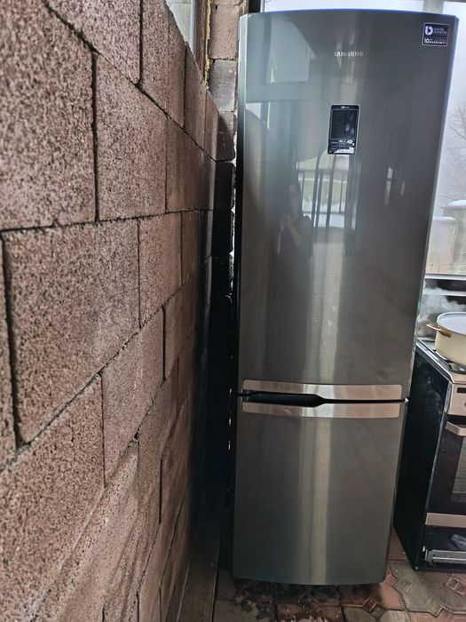 Продам холодильник самсунг