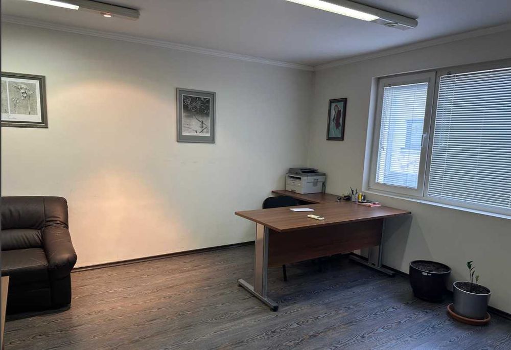 Продава се Офис в Варна, Център - 99 кв.м за 1545 €/кв.м - Снимка #5