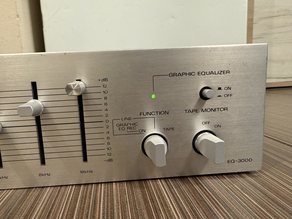 Fisher EQ-3000 Еквалайзер