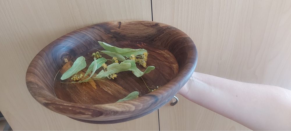 Купа от естествен орех