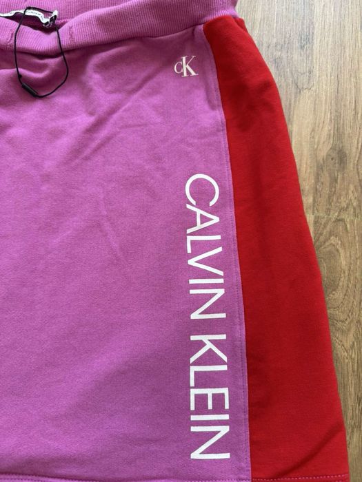 Calvin Klein оригинална пола 13-14 години