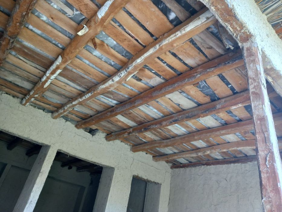 Уй сотилади тўлиқ битмаган