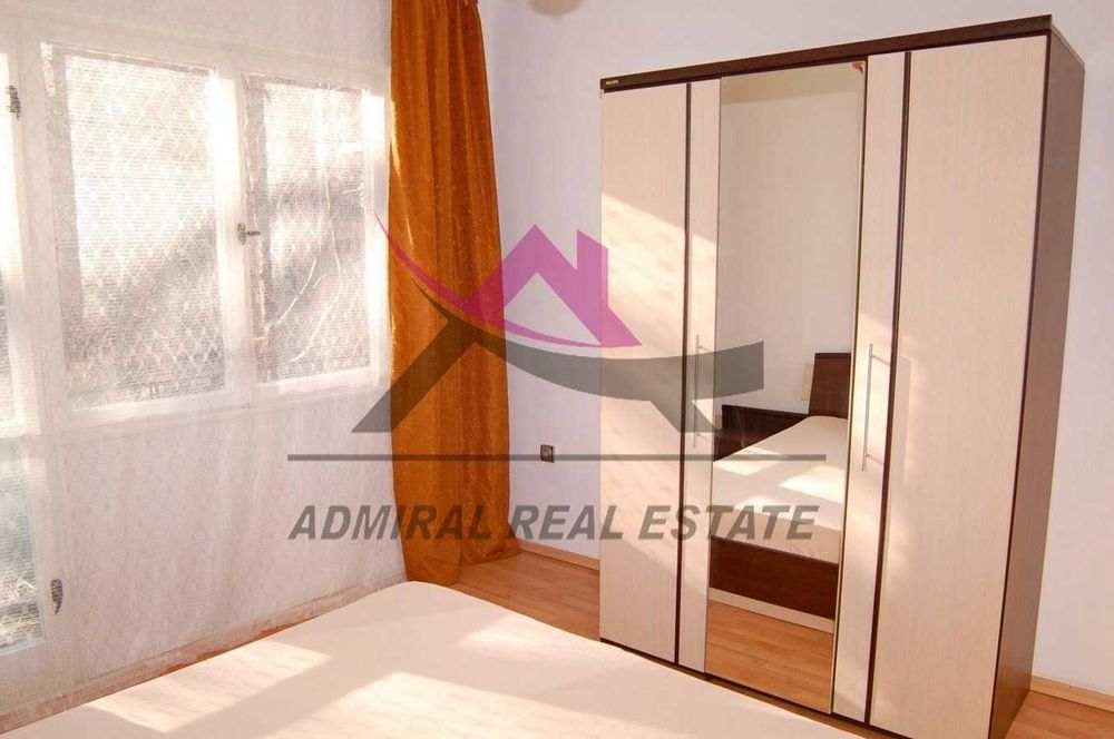 Дава се под наем Двустаен апартамент в Варна, Цветен квартал - 61 кв.м за 358 € - Снимка #2