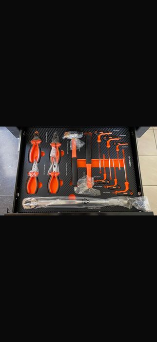 Dulap cu scule pentru casă sau service!