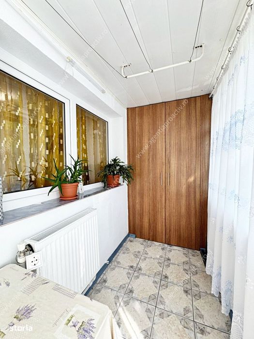 Apartament cu 2 camere dec., situat la parter, în cartierul Micro 21.
