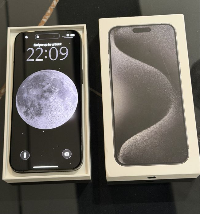 iPhone 15 Pro Max 1TB – Black Titanium – baterie 85% – cutie