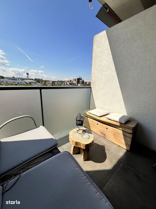 Apartament cu 3 camere la prima închiriere și parcare subterană
