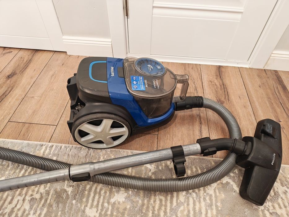 Пылесос Philips PowerPro