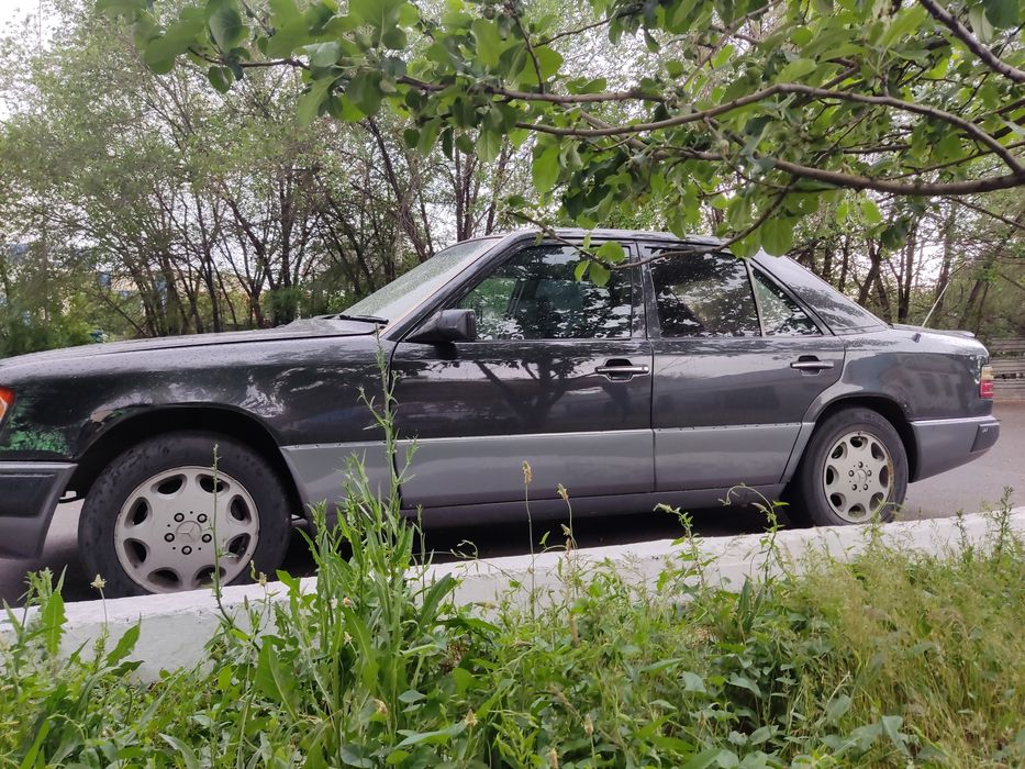 Продам Авто Мерседес 124