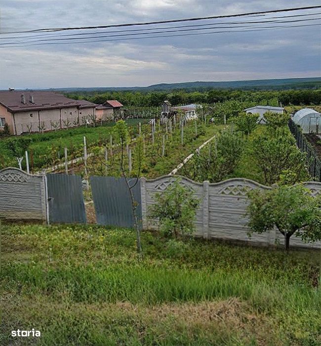 Teren de construit cu utilități, aproape de oraș