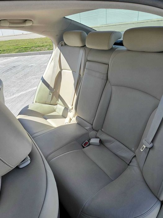 Vând Lexus is 220 2009