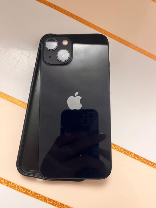 Айфон 13 еще на гарантии