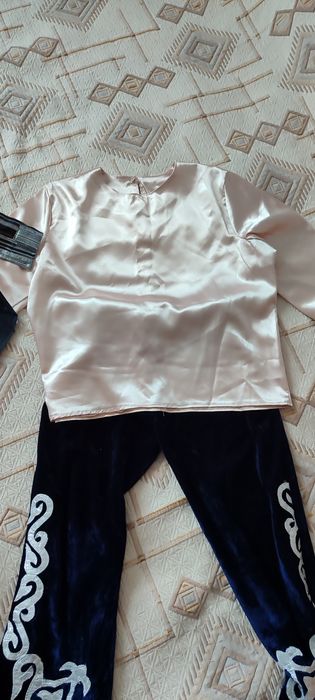 Батырдың киімі 8/10 жасар балаға