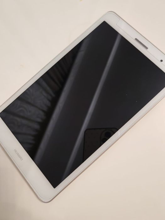 Планшет Huawei продам