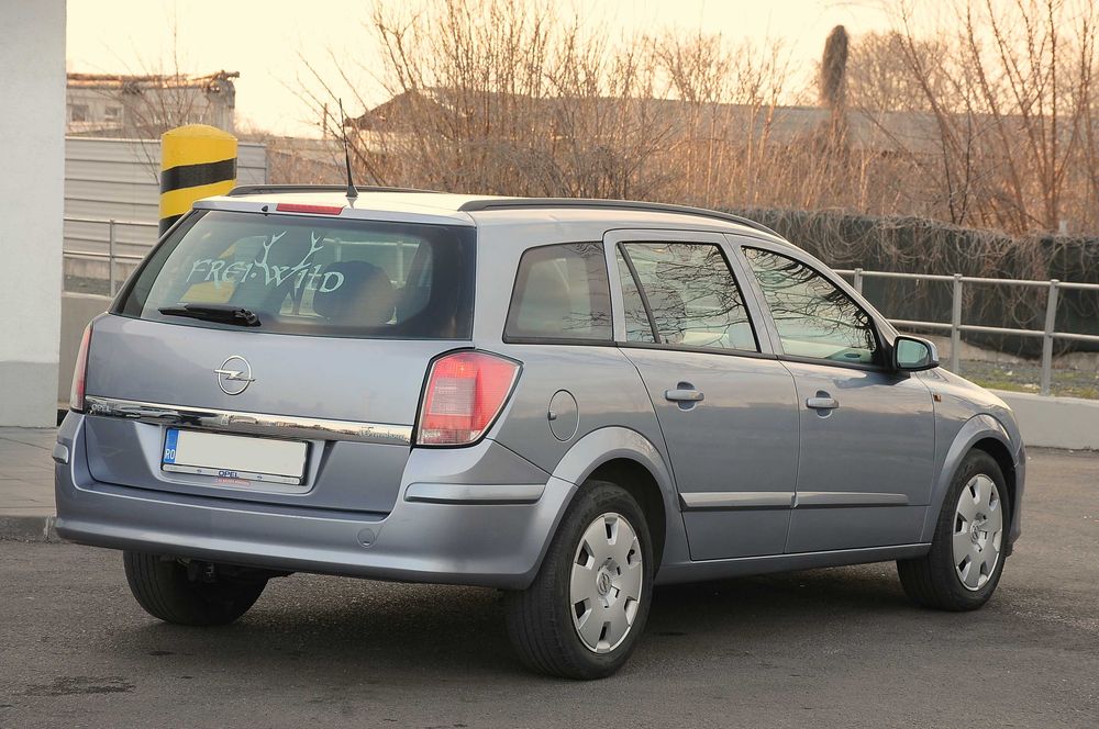 OPEL Astra H 2006 1.6i 105 CP E4 AC, inmatriculat ofer fiscal