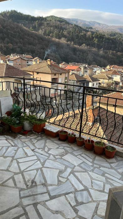 Продава се Многостаен апартамент в Петрич - 230 кв.м за 621 €/кв.м - Снимка #7