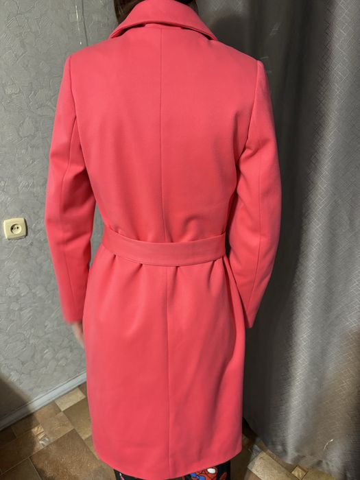 Продам новое пальто