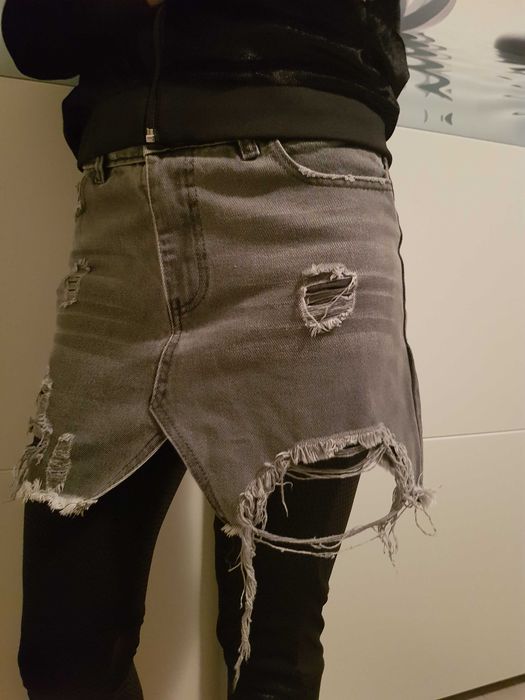 Дънкова пола, нова