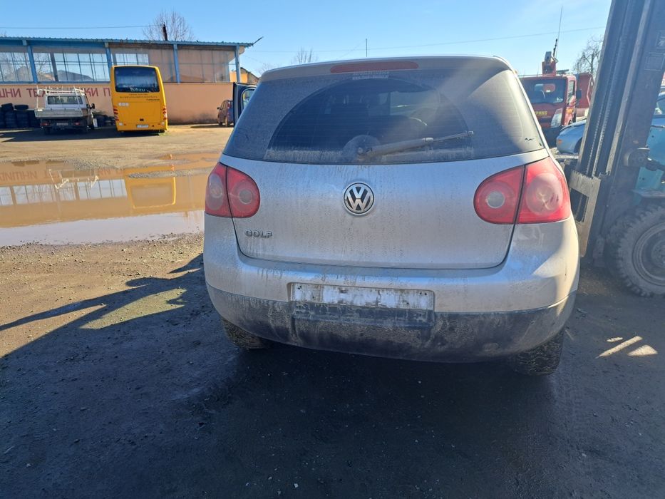 Голф 5 1.4 16V на части !