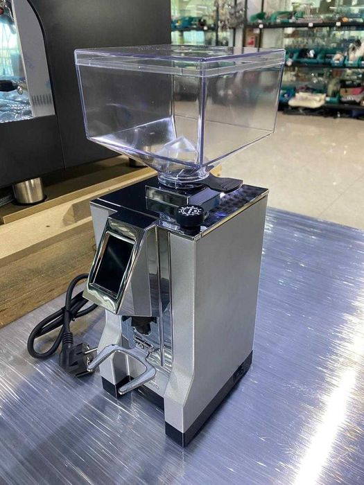 Кофемолка Mignon Bravo 16CR серая