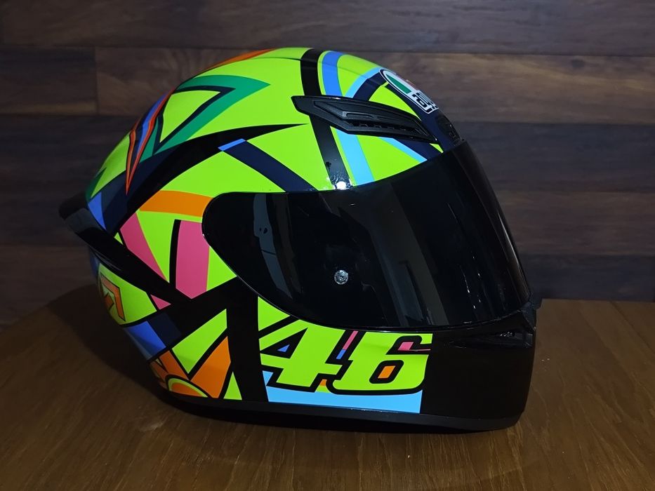 Продавам каска Agv K1 Soleluna