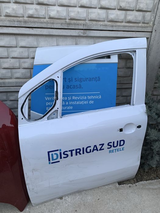 Usa fata Renault Kangoo partea stanga an 2020/2021/2022/2023/2024