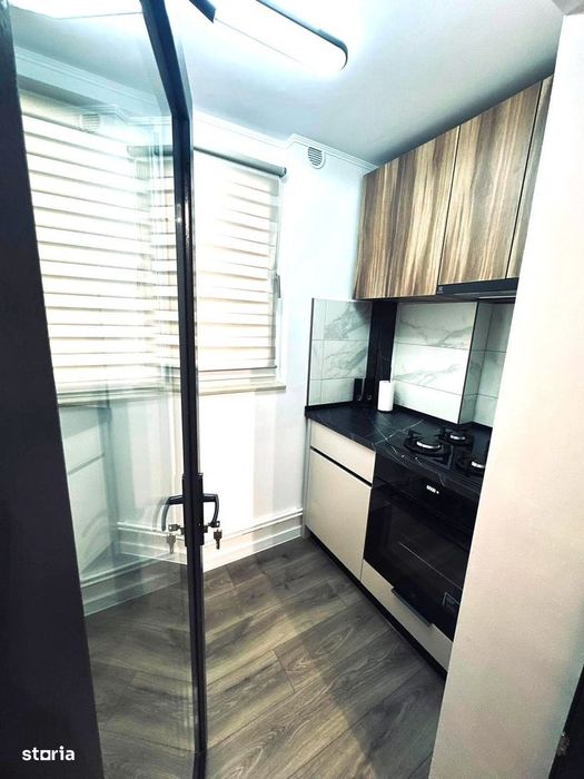 Poarta 6, apartament decomandat cu 3 camere