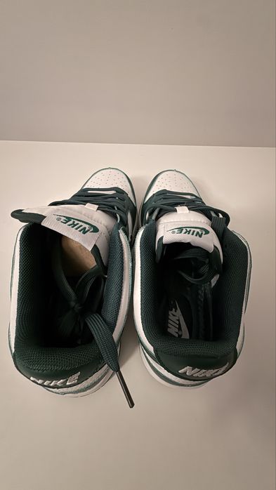 Nike Dunk Low – Verde & Alb