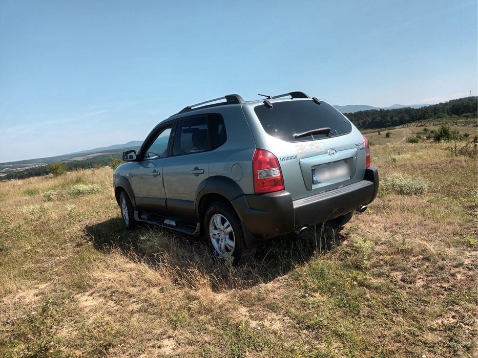 Vand Hyundai Tucson 2.0 CRDI 4X4 sau schimb cu ATV