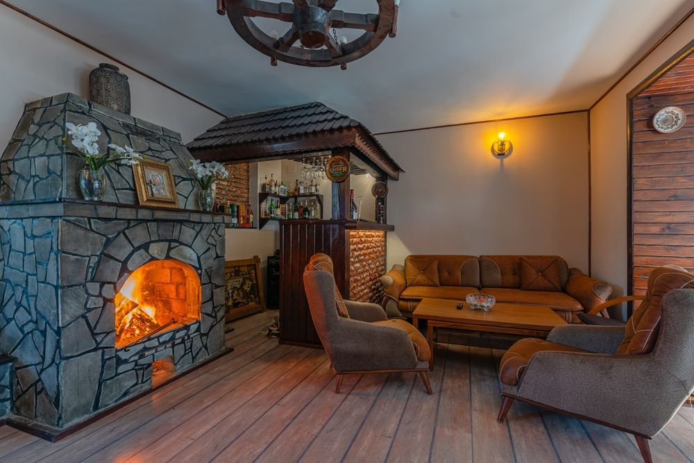 Cazare în pădure! - langa hotel Orizont !