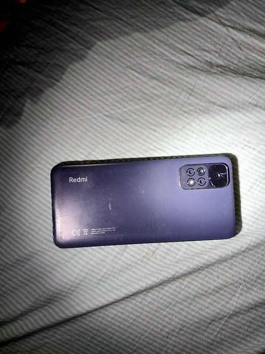 Redmi not 11 orta holatda sarpinalari bor ishlashi shaxshi abmenam bor