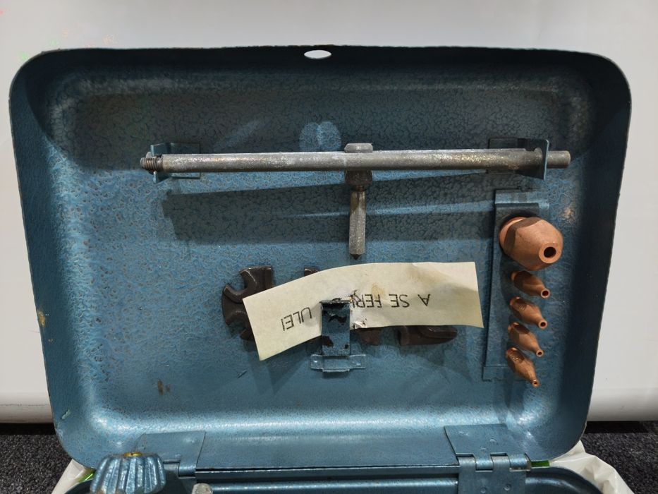 Trusa becuri sudare si taiere autogen Rotes - Citeste anuntul