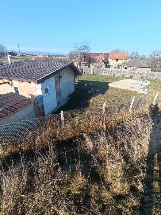 Căsuță+teren+utilități