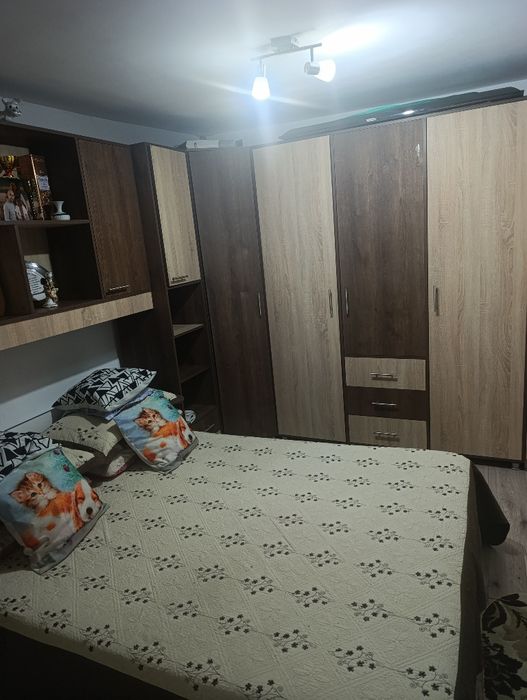 Mobila dormitor pe colț