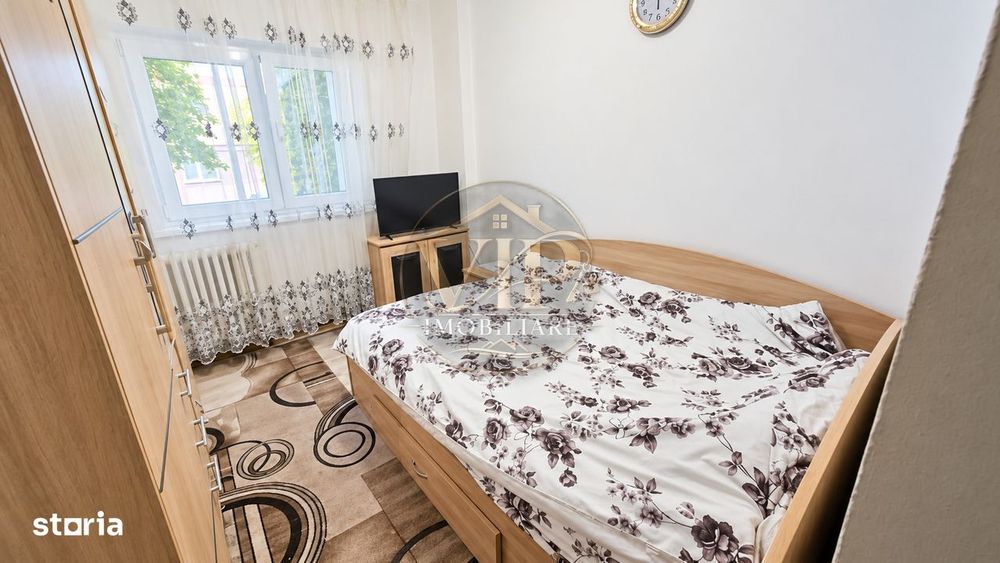 Apartament cu 4 camere,decomandat,80 mp utili,Ampoi 2