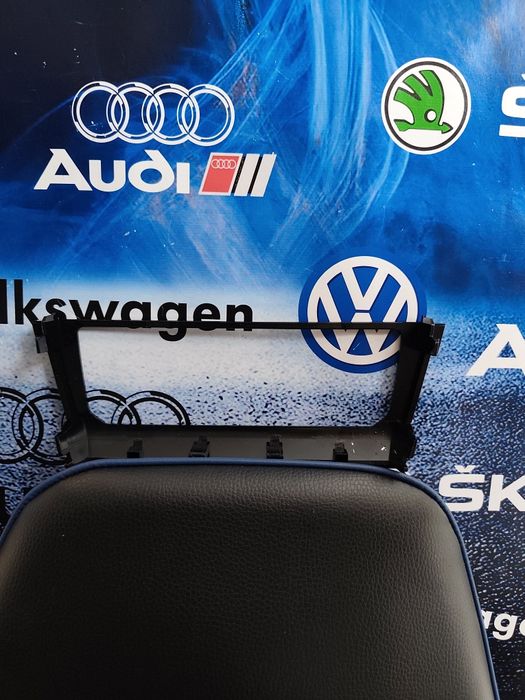 Ramă Panou Climatronic Digital Skoda Octavia 3