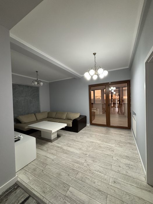 Vand Casa Dragomiresti Deal