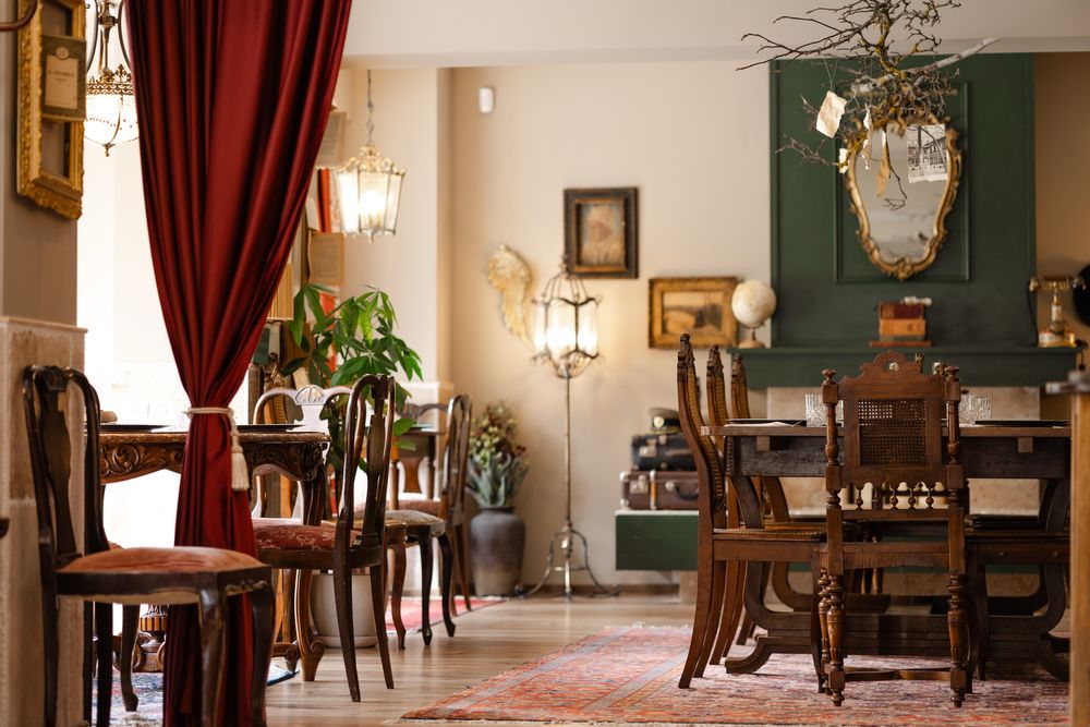 Vând bistro restaurant complet echipat