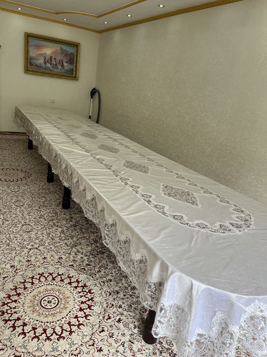 Продается стол на 20 человек