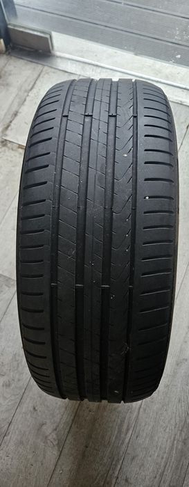 Vand cauciucuri Pirelli