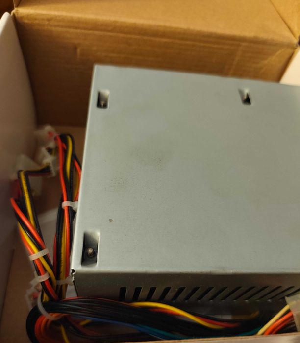 Sursa de alimentare PC  B-Move