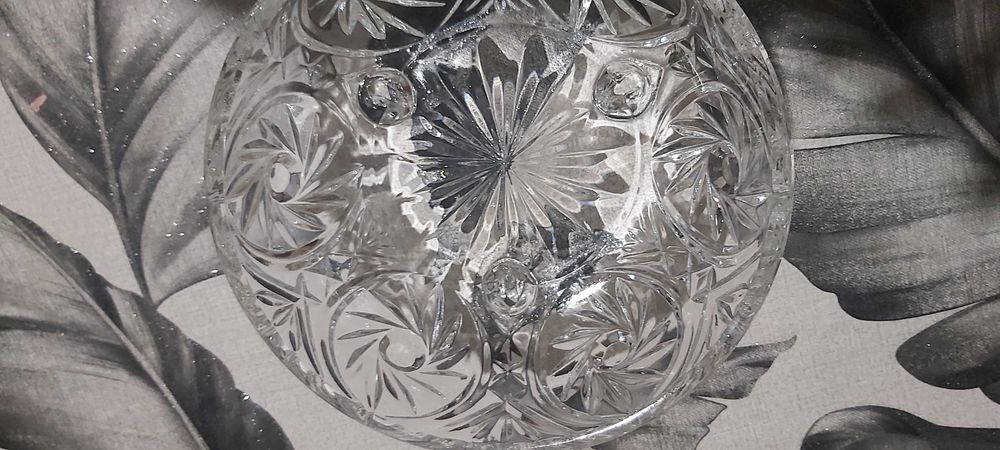 Продавам кристална купа нова