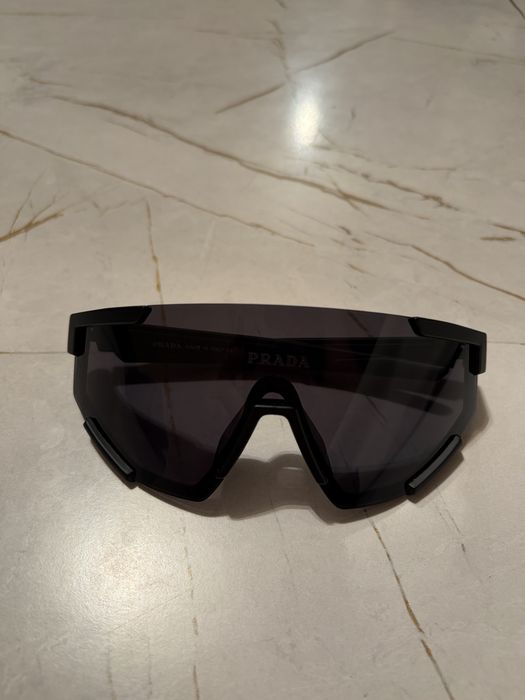 Очки от Prada мужские