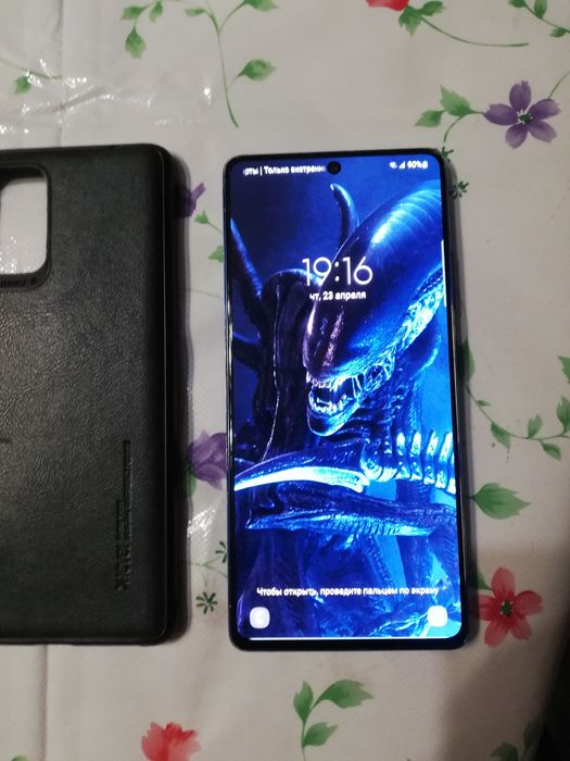Samsung galaxy S 10  Lite  6/128 гб